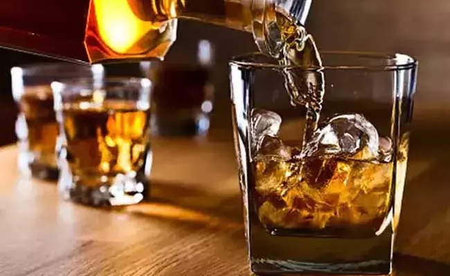 TS Government : మద్యంప్రియులకు శుభవార్త చెప్పిన తెలంగాణ సర్కార్‌