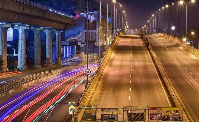 Karnataka : పెరుగుతున్న ఒమిక్రాన్ కేసులతో కర్ణాటక సర్కార్ అలర్ట్ Karnataka : పెరుగుతున్న ఒమిక్రాన్ కేసులతో కర్ణాటక సర్కార్ అలర్ట్