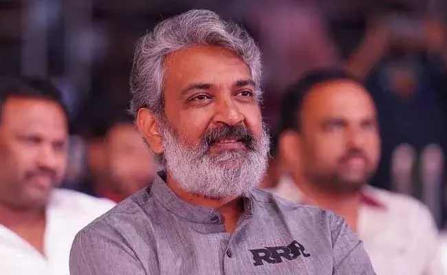 Rajamouli : RRR అనే టైటిల్ ఎందుకు పెట్టామంటే... క్లారిటీ ఇచ్చిన రాజమౌళి...! Rajamouli : RRR అనే టైటిల్ ఎందుకు పెట్టామంటే... క్లారిటీ ఇచ్చిన రాజమౌళి...!