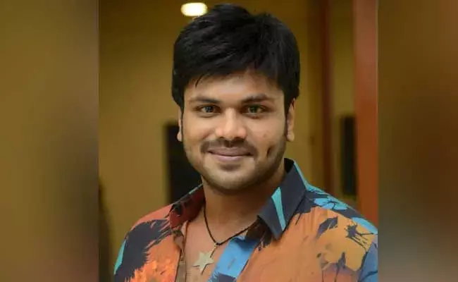 Manchu Manoj: మంచు మనోజ్కు కరోనా..! Manchu Manoj: మంచు మనోజ్కు కరోనా..!