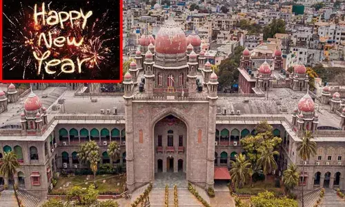 New Year Celebrations: తెలంగాణలో న్యూ ఇయర్ వేడుకలపై హైకోర్టు క్లారిటీ.. ఆంక్షలు తప్పవు! New Year Celebrations: తెలంగాణలో న్యూ ఇయర్ వేడుకలపై హైకోర్టు క్లారిటీ.. ఆంక్షలు తప్పవు!