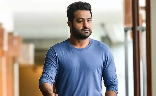 NTR : ఎన్టీఆర్ కు 200 కోట్ల నష్టం?...ఎందుకంటే..! NTR : ఎన్టీఆర్ కు 200 కోట్ల నష్టం?...ఎందుకంటే..!
