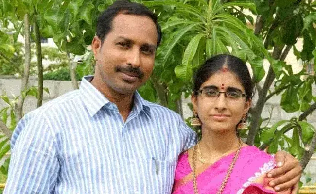 Bhadradri Kothagudem District: నాన్నే మాపై కిరోసిన్ పోసి నిప్పంటించాడు.. Bhadradri Kothagudem District: నాన్నే మాపై కిరోసిన్ పోసి నిప్పంటించాడు..