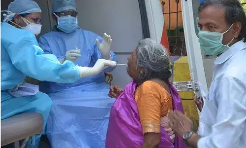 Visakhapatnam: వారం రోజుల వ్యవధి.. రెట్టింపైన కరోనా కేసులు.. త్వరలోనే థర్డ్‌ వేవ్‌ తప్పదు..!