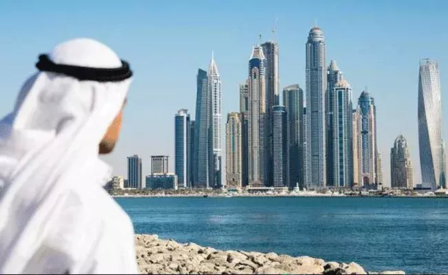 UAE: ఈ శుక్రవారం యూఏఈ చరిత్రలో నిలిచిపోనుంది.. కీలక మార్పులు UAE: ఈ శుక్రవారం యూఏఈ చరిత్రలో నిలిచిపోనుంది.. కీలక మార్పులు