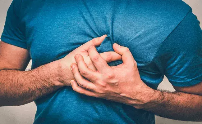 Heart Attack: రన్నింగ్ చేస్తూ కుప్పకూలిన ఆర్మీ అధికారి..