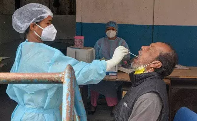 India Corona : మళ్ళీ పెరిగిన కేసులు.. 285 మంది మృతి..!