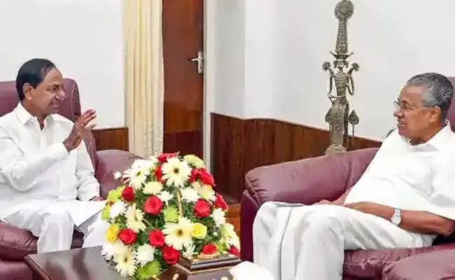 Pinarayi Vijayan : సీఎం కేసీఆర్తో సమావేశం కానున్న కేరళ సీఎం ..! Pinarayi Vijayan : సీఎం కేసీఆర్తో సమావేశం కానున్న కేరళ సీఎం ..!
