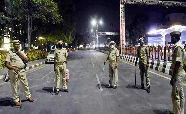 Andhra Pradesh : ఏపీలో నైట్ కర్ఫ్యూ..! Andhra Pradesh : ఏపీలో నైట్ కర్ఫ్యూ..!