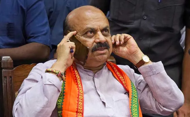 Karnataka : కర్ణాటక ముఖ్యమంత్రికి రెండోసారి కరోనా..! Karnataka : కర్ణాటక ముఖ్యమంత్రికి రెండోసారి కరోనా..!