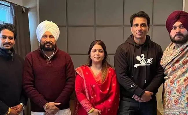 Malvika Sood : కాంగ్రెస్ పార్టీలో చేరిన సోనుసూద్ సోదరి Malvika Sood : కాంగ్రెస్ పార్టీలో చేరిన సోనుసూద్ సోదరి
