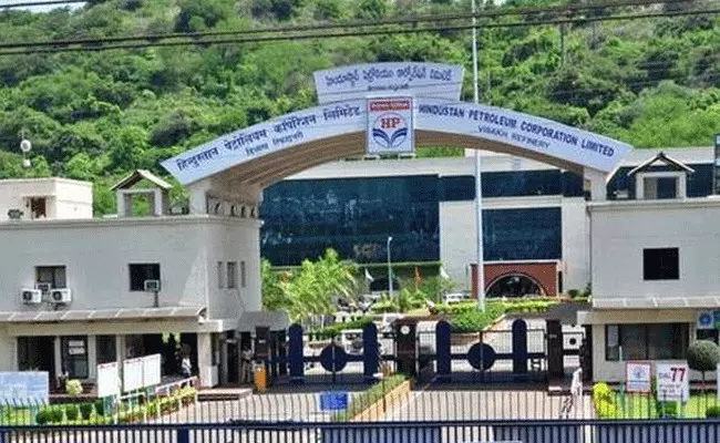 HPCL Recruitment 2022: ఇంజనీరింగ్ అర్హతతో విశాఖ హెచ్పీసీఎల్లో అప్రెంటీస్ పోస్టులు.. రేపే అప్లైకు ఆఖరు తేదీ.. HPCL Recruitment 2022: ఇంజనీరింగ్ అర్హతతో విశాఖ హెచ్పీసీఎల్లో అప్రెంటీస్ పోస్టులు.. రేపే అప్లైకు ఆఖరు తేదీ..