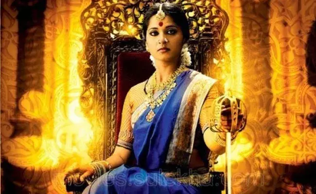 Arundhati Movie: అరుంధతికి 13 ఏళ్లు.. ఈ సినిమాను వదులుకున్న మలయాళ కుట్టి ఎవరంటే..? Arundhati Movie: అరుంధతికి 13 ఏళ్లు.. ఈ సినిమాను వదులుకున్న మలయాళ కుట్టి ఎవరంటే..?