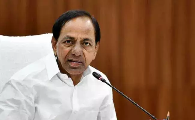CM KCR : వచ్చే ఏడాది నుంచి ప్రభుత్వ పాఠశాలల్లో ఆంగ్లమాధ్యమం..!