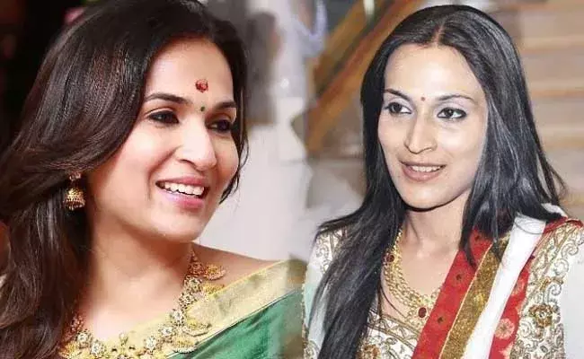 Soundarya Rajinikanth : అక్క ఐశ్వర్యకు సపోర్ట్‌గా సౌందర్య.. వైరల్‌‌గా మారిన పిక్..!