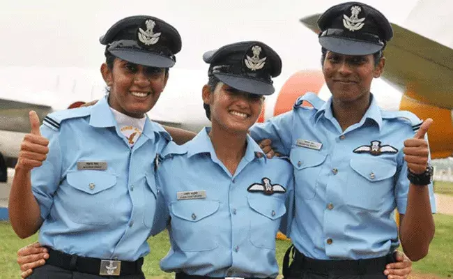 Indian Air Force Female Officer AFCAT 2022 Recruitment: డిగ్రీ, పీజీ అర్హతతో ఇండియన్ ఎయిర్ ఫోర్స్‌లో ఉద్యోగాలు..