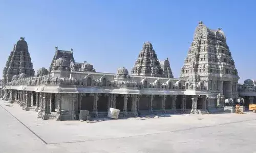 Yadadri Temple :  తుదిదశకు చేరుకున్న యాదాద్రి పునర్నిర్మాణ పనులు