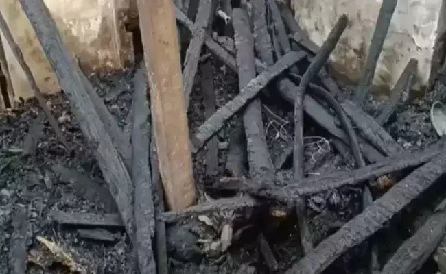 Nellore: నెల్లూరు జిల్లాలో అగ్నిప్రమాదం.. మతిస్థిమితం లేని మహిళ సజీవదహనం..