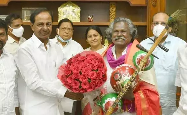 KCR : ద‌ర్శనం మొగిల‌య్యకు సీఎం కేసీఆర్ భారీ న‌జ‌రానా