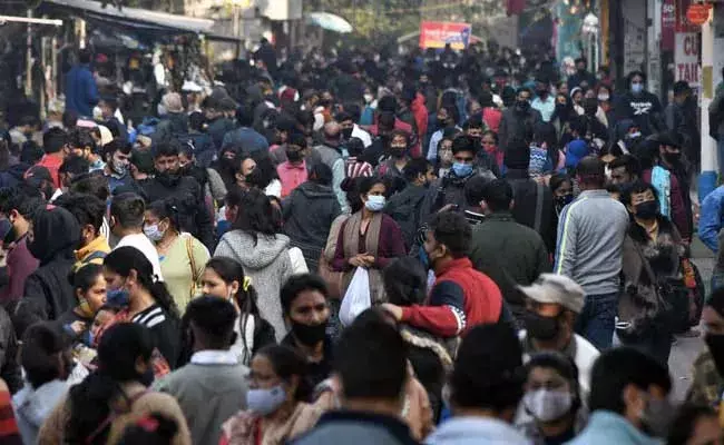India Corona : తగ్గుతున్న కేసులు.. పెరుగుతున్న మరణాలు