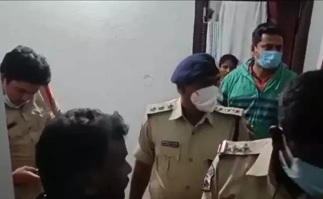 Adilabad : నిర్మల్‌లో  హత్యకు దారి తీసిన ప్రేమ వ్యవహారం