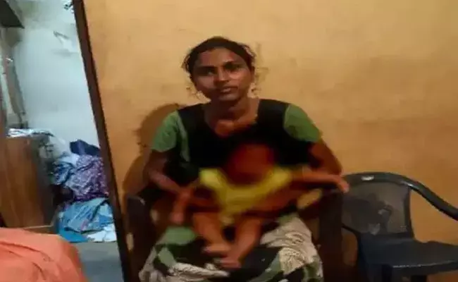 Tamil Nadu: ఇద్దరు కూతుళ్లను నీటితొట్టిలో తోసిన తల్లి.. ఆపై తాను కూడా.. Tamil Nadu: ఇద్దరు కూతుళ్లను నీటితొట్టిలో తోసిన తల్లి.. ఆపై తాను కూడా..