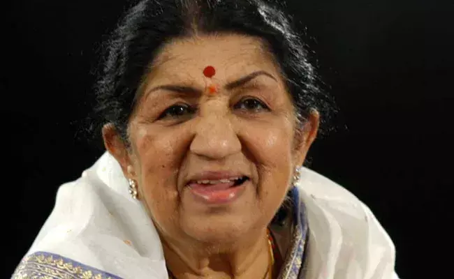 Lata Mangeshkar: క్షీణించిన ప్రముఖ గాయని లతా మంగేష్కర్ ఆరోగ్యం.. Lata Mangeshkar: క్షీణించిన ప్రముఖ గాయని లతా మంగేష్కర్ ఆరోగ్యం..