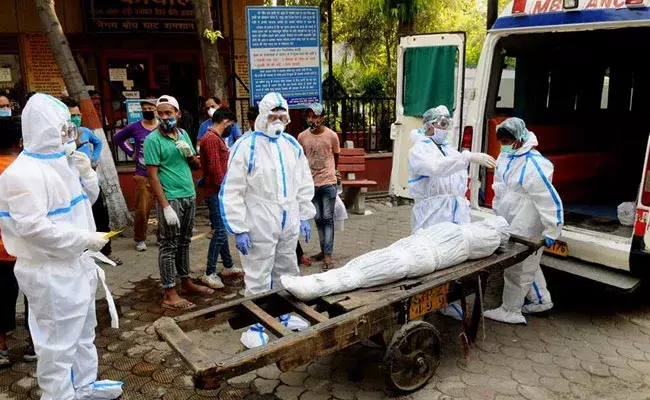 Corona Death In India: కరోనాతో ఇప్పటి వరకు దేశంలో 5 లక్షల మంది మృతి.. Corona Death In India: కరోనాతో ఇప్పటి వరకు దేశంలో 5 లక్షల మంది మృతి..