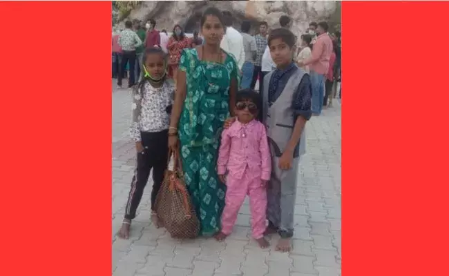 Karnataka Family Murder: ఒకే కుటుంబానికి చెందిన అయిదుగురి హత్య.. అదేనా కారణం..? Karnataka Family Murder: ఒకే కుటుంబానికి చెందిన అయిదుగురి హత్య.. అదేనా కారణం..?