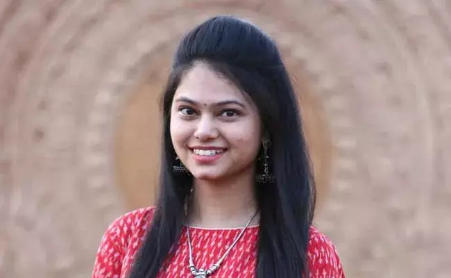 Ramya Behara : రమ్య బెహరా పేరుతో మోసం.. త్వరగానే అలెర్ట్ అయిన బాహుబలి సింగర్... ! Ramya Behara : రమ్య బెహరా పేరుతో మోసం.. త్వరగానే అలెర్ట్ అయిన బాహుబలి సింగర్... !