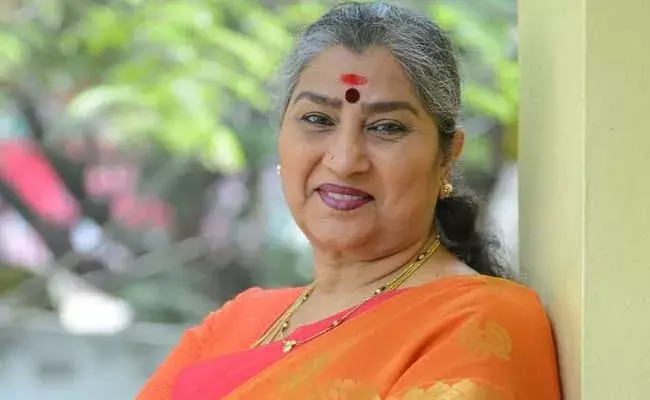 Annapurna: ఆ స్టార్ హీరోకి హీరోయిన్గా, తల్లిగా నటించిన అన్నపూర్ణ Annapurna: ఆ స్టార్ హీరోకి హీరోయిన్గా, తల్లిగా నటించిన అన్నపూర్ణ