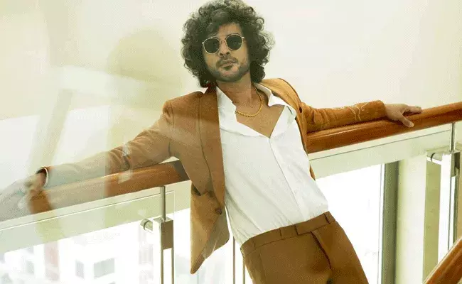 Siddu Jonnalagadda: డిజె టిల్లు సక్సెస్‌ని ఎంజాయ్ చేస్తున్న సిద్ధు.. ఆ ప్రశ్న విని షాక్..