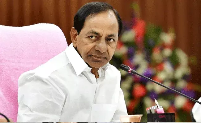 KCR: దేశ రాజధానిలో కేసీఆర్ ఫ్లెక్సీలు.. రాజకీయ వర్గాల్లో చర్చ KCR: దేశ రాజధానిలో కేసీఆర్ ఫ్లెక్సీలు.. రాజకీయ వర్గాల్లో చర్చ