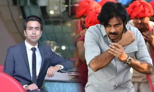 Bheemla Nayak : వా..! భీమ్లానాయక్లో పవన్ వాట్ ఏ ఎంట్రీ.. : ఉమైర్ సంధు Bheemla Nayak : వా..! భీమ్లానాయక్లో పవన్ వాట్ ఏ ఎంట్రీ.. : ఉమైర్ సంధు