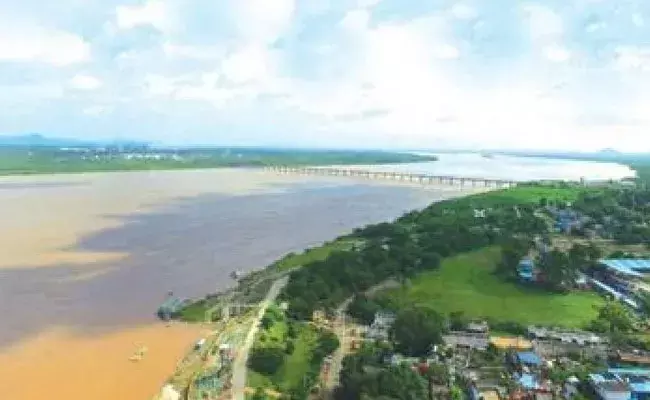 Godavari Kaveri: గోదావరి-కావేరీ నదుల అనుసంధానంపై కేంద్రం కీలక సమావేశం..
