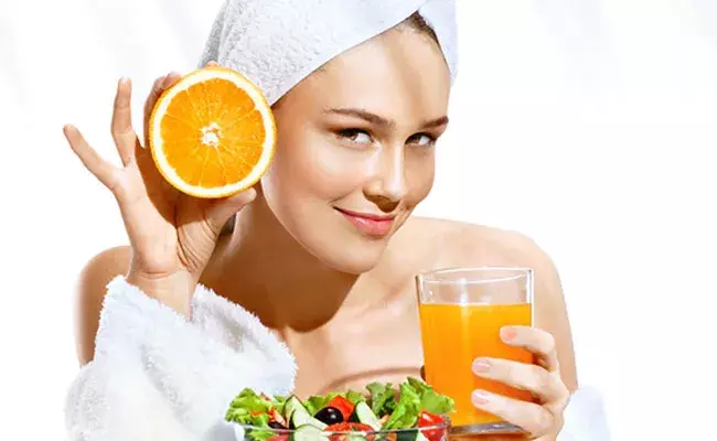 Skin Glowing Fruits: చర్మం కాంతివంతంగా మారడానికి ఉపయోగపడే అయిదు ఫ్రూట్స్.. Skin Glowing Fruits: చర్మం కాంతివంతంగా మారడానికి ఉపయోగపడే అయిదు ఫ్రూట్స్..