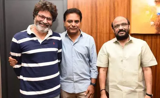 Bheemla Nayak Pre-Release event : భీమ్లానాయక్ ప్రీ రిలీజ్ ఈవెంట్కి చీఫ్ గెస్ట్గా మంత్రి కేటీఆర్..! Bheemla Nayak Pre-Release event : భీమ్లానాయక్ ప్రీ రిలీజ్ ఈవెంట్కి చీఫ్ గెస్ట్గా మంత్రి కేటీఆర్..!