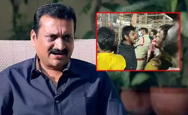 Bandla Ganesh : జై బండ్ల.. జైజై బండ్ల.. భీమ్లానాయక్ ప్రీ రిలీజ్ ఈవెంట్లో పవన్ ఫ్యాన్స్ రచ్చ..! Bandla Ganesh : జై బండ్ల.. జైజై బండ్ల.. భీమ్లానాయక్ ప్రీ రిలీజ్ ఈవెంట్లో పవన్ ఫ్యాన్స్ రచ్చ..!