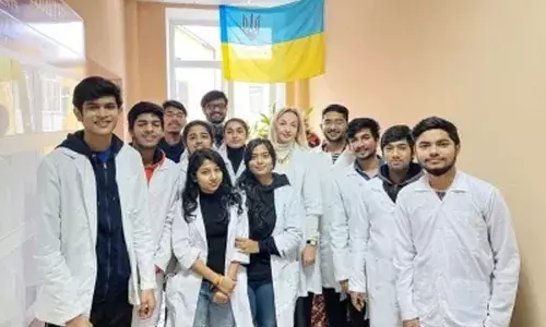 Ukraine: ఉక్రెయిన్లో తెలుగు విద్యార్థులు.. భయాందోళనలో తల్లిదండ్రులు.. Ukraine: ఉక్రెయిన్లో తెలుగు విద్యార్థులు.. భయాందోళనలో తల్లిదండ్రులు..