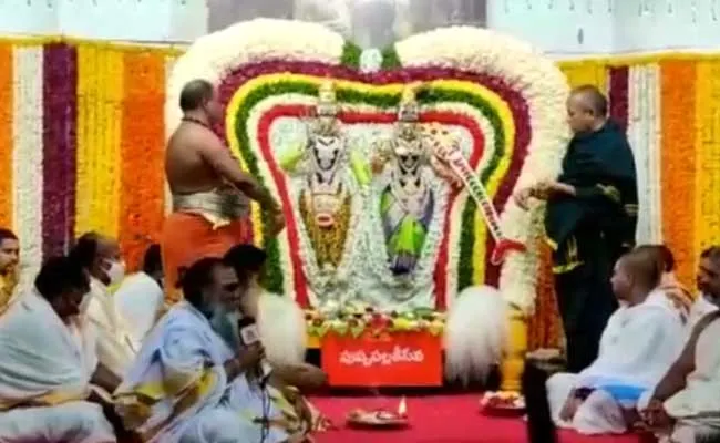 srisailam : శ్రీశైలంలో అంబరాన్నంటిన మహాశివరాత్రి బ్రహ్మోత్సవాలు srisailam : శ్రీశైలంలో అంబరాన్నంటిన మహాశివరాత్రి బ్రహ్మోత్సవాలు
