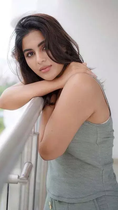 Samyuktha Menon: సంయుక్త మీనన్‌కు ఫిదా అవుతున్న పవర్ స్టార్ ఫ్యాన్స్..