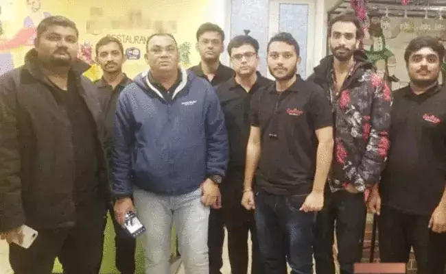 Manish Dave Ukraine: ఉక్రెయిన్‌లో ఆకలి తీరుస్తోన్న భారతీయ బృందం.. ప్రాణాలకు తెగించి..