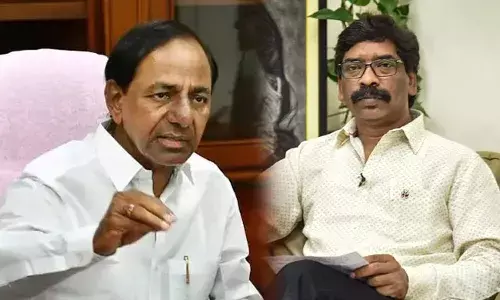 KCR: నేడు ఝార్ఖండ్ సీఎం హేమంత్ సోరేన్తో కేసీఆర్ భేటీ.. థర్డ్ ఫ్రంట్పై.. KCR: నేడు ఝార్ఖండ్ సీఎం హేమంత్ సోరేన్తో కేసీఆర్ భేటీ.. థర్డ్ ఫ్రంట్పై..