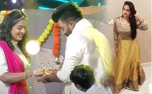 Sudigali Sudheer Engagement: సుధీర్తో ఎంగేజ్మెంట్ అయిన తేజస్వీ నాయుడు బ్యాక్గ్రౌండ్.. Sudigali Sudheer Engagement: సుధీర్తో ఎంగేజ్మెంట్ అయిన తేజస్వీ నాయుడు బ్యాక్గ్రౌండ్..