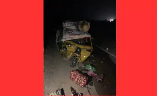 Warangal: ఘోర రోడ్డు ప్రమాదం.. ఆటోను ఢీకొట్టిన డీసిఎం వ్యాన్.. నలుగురు చిన్నారులు మృతి..
