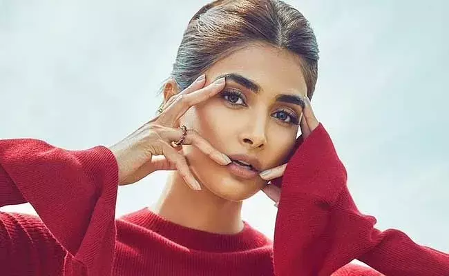 Pooja Hegde : ఆ ముగ్గురు హీరోలతో కలిసి నటించాలని ఉంది : పూజా హెగ్డే..!