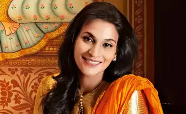 Aishwaryaa Rajinikanth: ఆసుపత్రిలో చేరిన ఐశ్వర్య రజినీకాంత్.. అయినా బాగుందంటూ పోస్ట్.. Aishwaryaa Rajinikanth: ఆసుపత్రిలో చేరిన ఐశ్వర్య రజినీకాంత్.. అయినా బాగుందంటూ పోస్ట్..