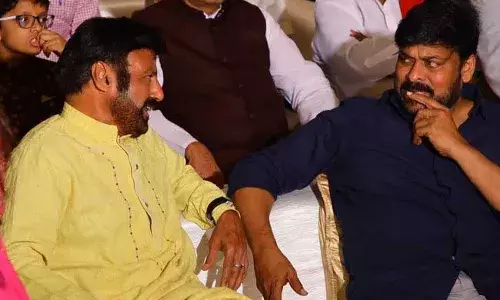 RRR Movie : RRR ప్రీ రిలీజ్ ఈవెంట్‌‌..  చీఫ్ గెస్ట్ లుగా చిరు, బాలయ్య..!