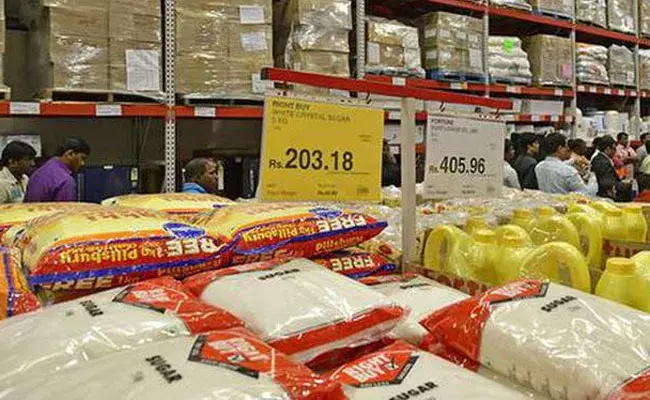 Ukraine Russia: రష్యా, ఉక్రెయిన్ మధ్య యుద్ధం.. భారత్లోని ధరలపై ప్రభావం.. Ukraine Russia: రష్యా, ఉక్రెయిన్ మధ్య యుద్ధం.. భారత్లోని ధరలపై ప్రభావం..