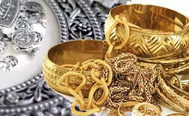 Gold and Silver Rates Today : మళ్ళీ షాకిచ్చిన బంగారం, వెండి ధరలు..!